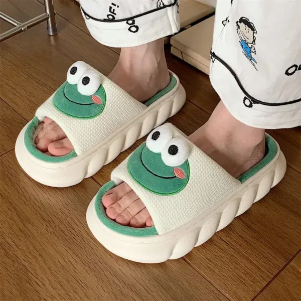 Comwarm Womens Kawaii Frog Platform Slippers 2